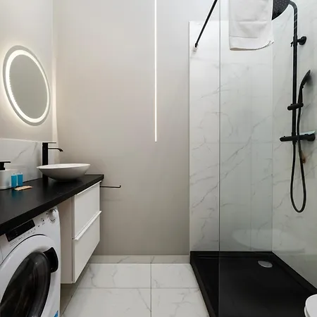 Appartement Wschodnia Center By Bookinghost *
